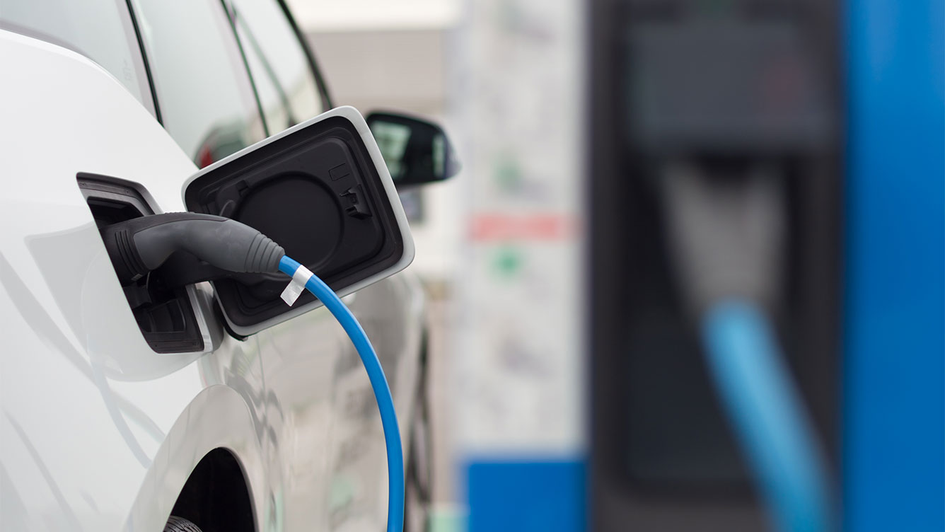 What do you need to know about EV charging stations in India?