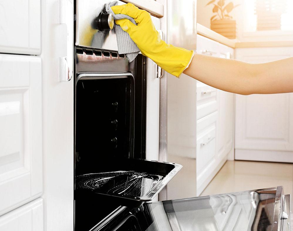 Best practices for oven cleaning